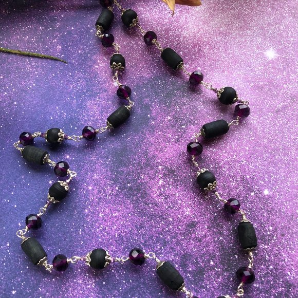 35  3/4" black  Tulasi with purple crystal glass beads - Picture 6 of 7